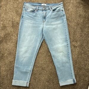 Denizen from Levi’s boyfriend fit cropped jeans